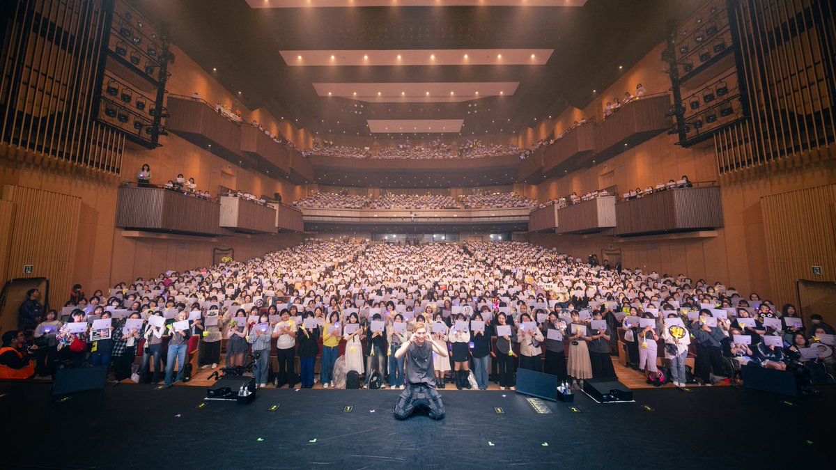 NCTsmtown's tweet image. 2025 TEN JAPAN TOUR 1001 'TIME WARP' IN #TOKYO
💚DAY 2💜

#TEN #李永钦 #텐 #テン 
#2025TENJAPANTOUR1001TIMEWARP 
#NCT #WayV #威神V