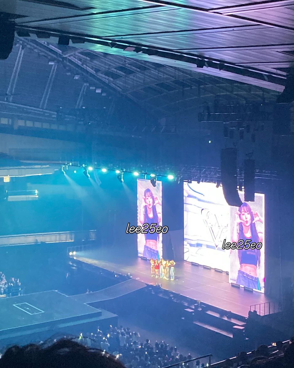 本当に楽しかった♡♡
Break the wallの時の掛け声はやっぱり楽しい🫶🏻🫶🏻
またNMIXXに会いたいな(*>ω<*)♡
#NMIXX #NMIXX_FANCONCERT_IN_TOKYO  #NMIXX_LAB_TOKYO_ENCORE