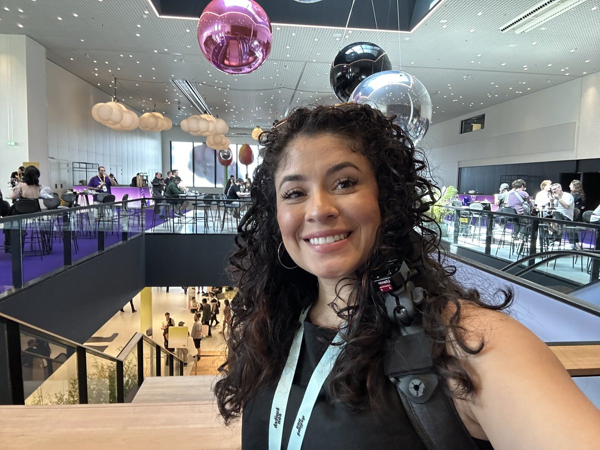 Live now with <a href="/UnlimitedIRL/">UnlimitedIRL</a> bag! 
Twitch.tv/valair