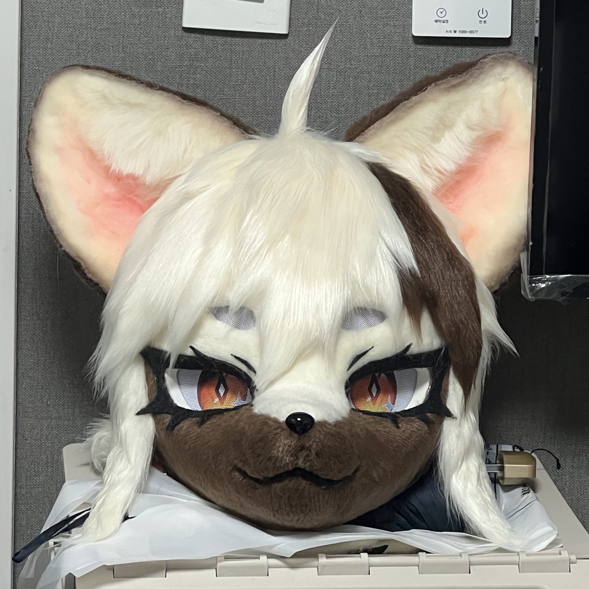 저의 첫 여퍼만 몽떼에요!
I made my own fursuit for the first time☺️