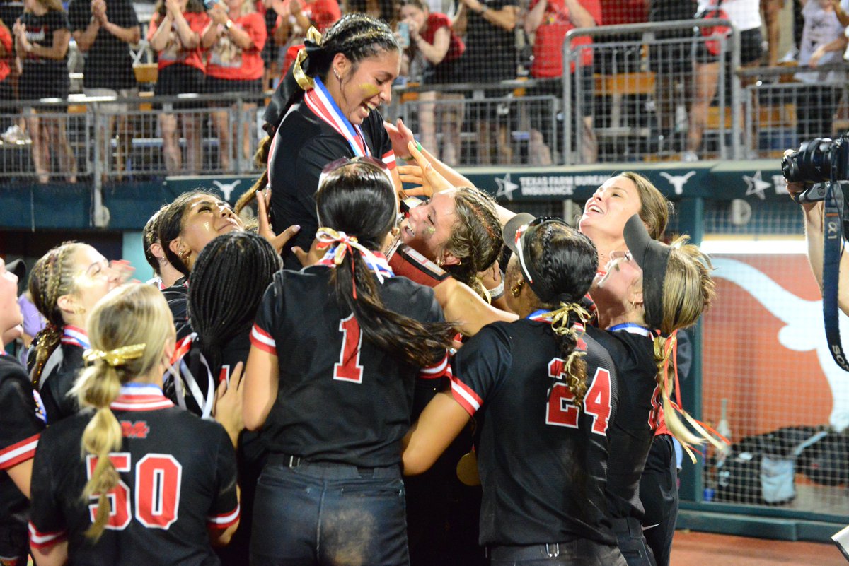 ICYMI

STORY: Melissa holds off Barbers Hill for second straight softball state championship

“All year, everybody is going to play their best game against us. So many people doubted us and hated us and that just fueled our fire."

gmsportsmedia.com/2025/05/meliss…

#txhssoftball #DFW