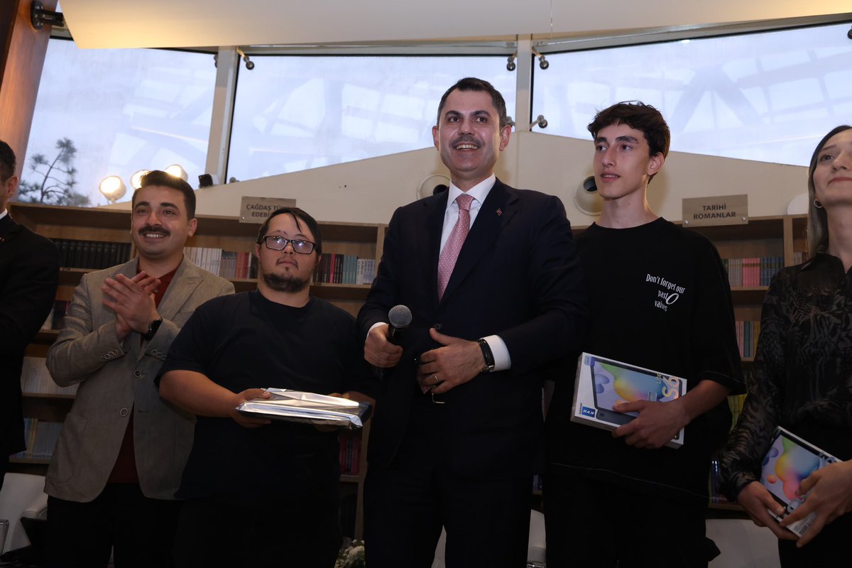 📍Millet Kütüphanesi

Gençlikle dolu dolu bir gün: ✅

Çevre, Şehircilik ve İklim Değişikliği Bakanımız Sayın <a href="/murat_kurum/">Murat KURUM</a>’un katılımlarıyla “Konya Gençlik Buluşması” programımızı büyük bir coşku ve heyecanla gerçekleştirdik.✨