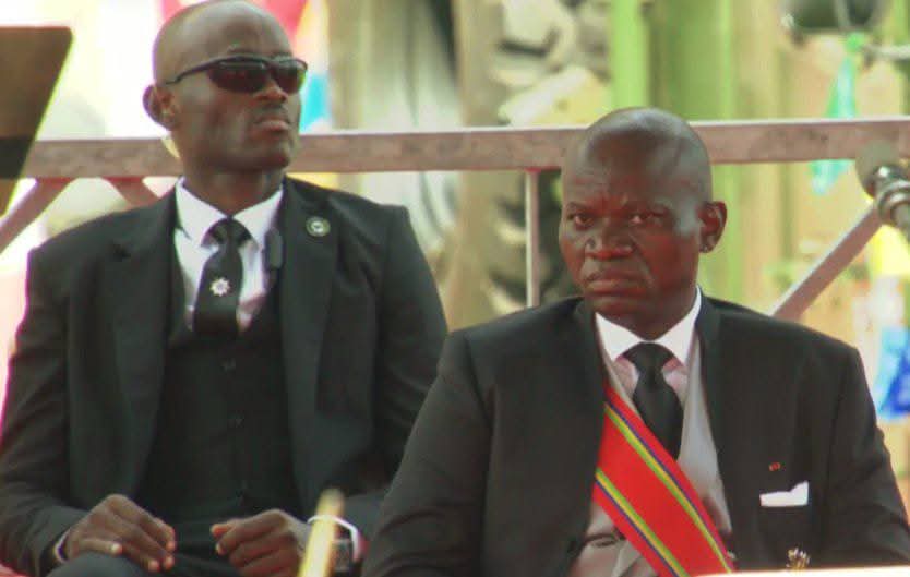 Gabon – 5e République : Oligui Nguema consolide son pouvoir entre ses deux fiefs familiaux. Christian Émane Nna (G9, canton Bissock, fief paternel) devient SGA du gouvernement, après Muriel Minkoué (G9, village de Sam, Mitzic), nouvelle secrétaire générale de la présidence.