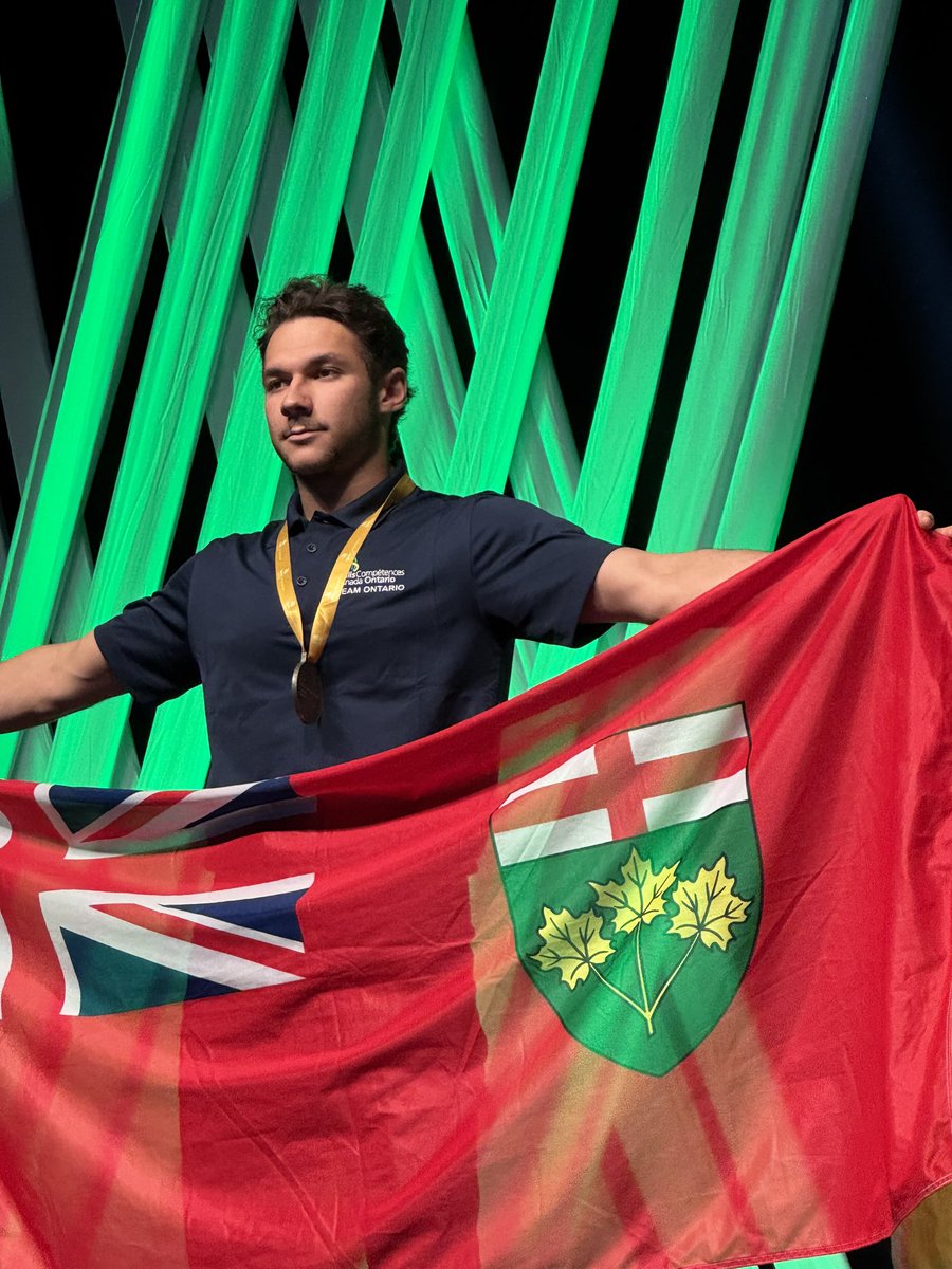 dweatherhead1's tweet photo. O. M. G. Ethan Almeida from @CentennialEDU has just struck GOLD in Regina in Auto body Repair!!!
He may be eligible for world skills!!!  Congratulations Ethan!! https://t.co/BIiUAxHJFR