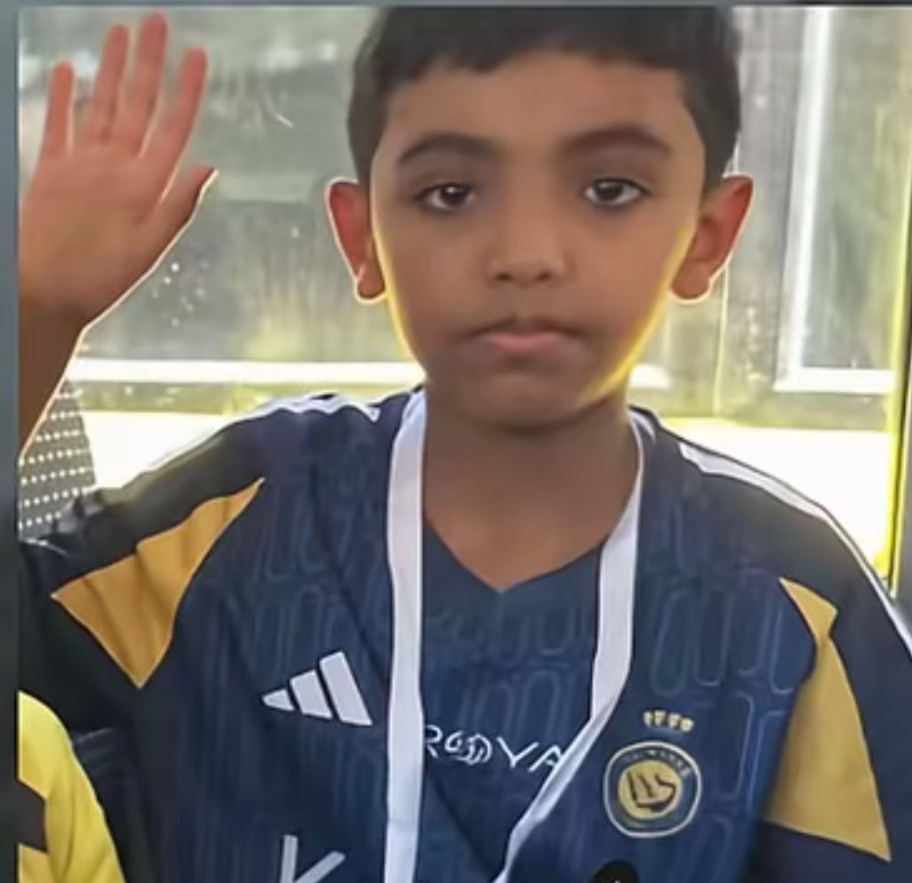 اللهم نعيما دائما في دار البقاء 
و  شفاعة وصبرا وجبرا لوالدية 
#الطفل_السعودي
#كريستيانو_رونالدو
#جمهور_النصر
#تجديد_عقد_رونالدو_مطلب_نصراوي
#نناشد_ولي_العهد_انقاذ_النصر
#رونالدو_خط_احمر