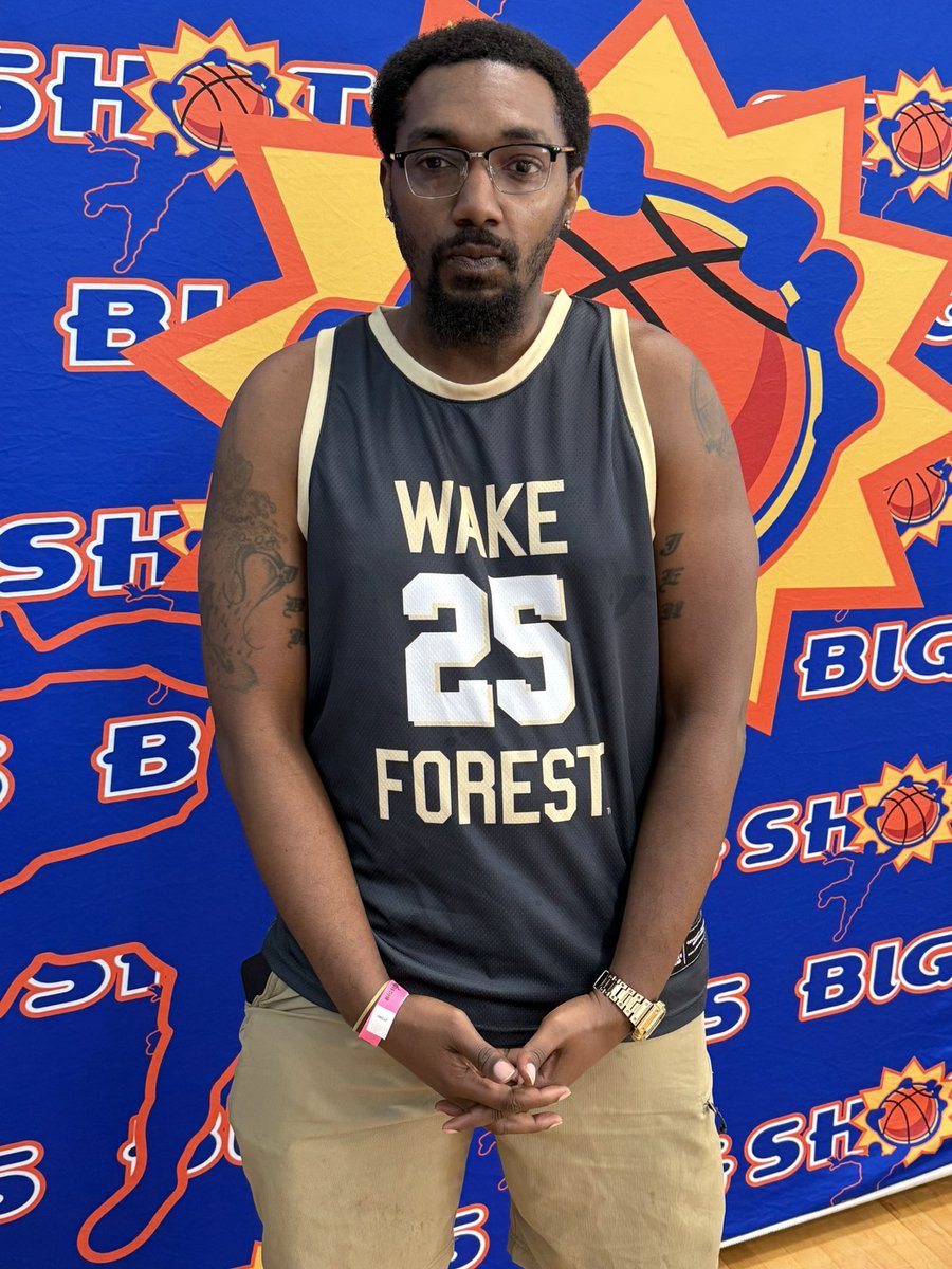 BIG SH🏀TS (@bigshotsglobal) on Twitter photo BIG SHOTS CHARLESTON LEGEND
<a href="/Tre_Spillers2/">Tre'Von Spillers</a> represented at #BIGSHOTS #CharlestonJam
<a href="/BigShotsSC_AAU/">Big Shots South Carolina Basketball Program</a> <a href="/WakeMBB/">Wake Forest Men's Basketball</a> BIG SHOTS CHARLESTON LEGEND
<a href="/Tre_Spillers2/">Tre'Von Spillers</a> represented at #BIGSHOTS #CharlestonJam
<a href="/BigShotsSC_AAU/">Big Shots South Carolina Basketball Program</a> <a href="/WakeMBB/">Wake Forest Men's Basketball</a>