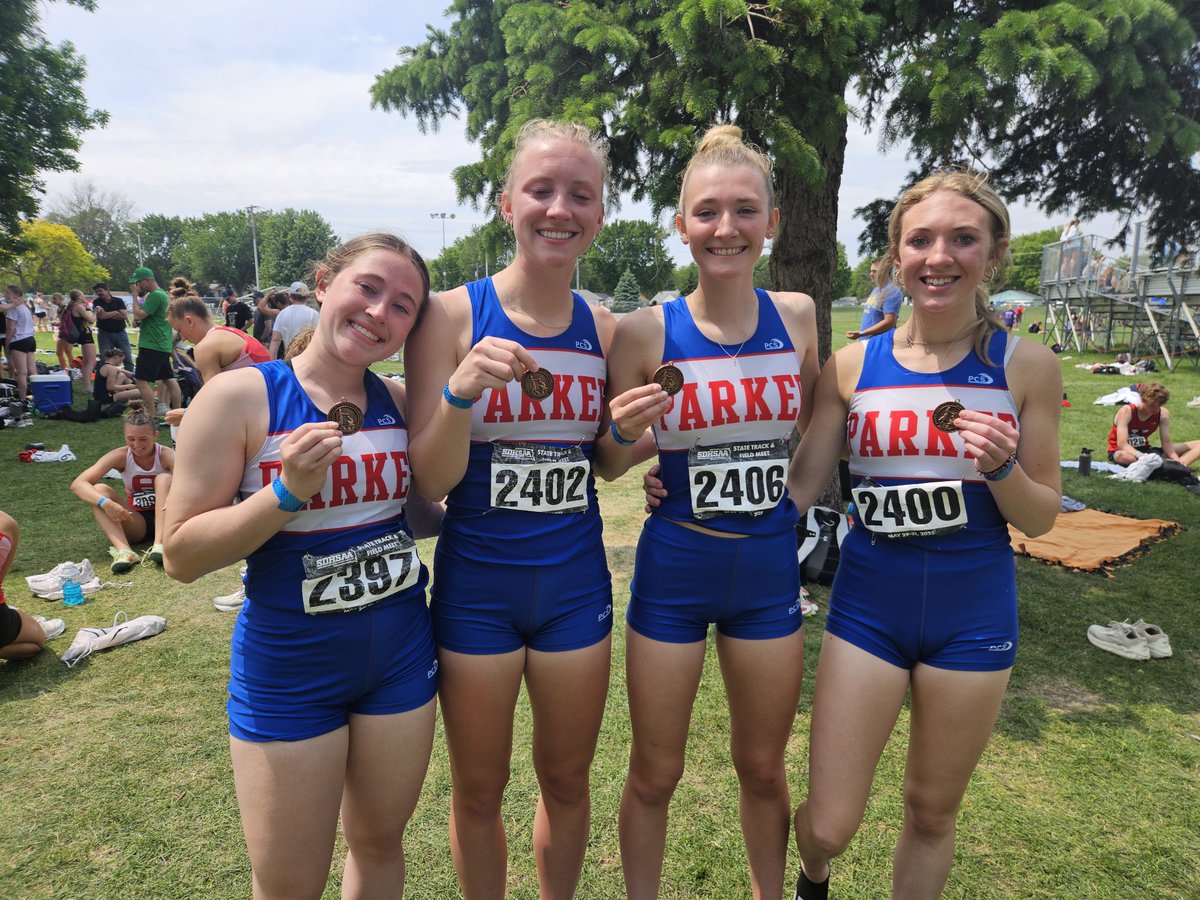 Girls 4x100 captures 4th!