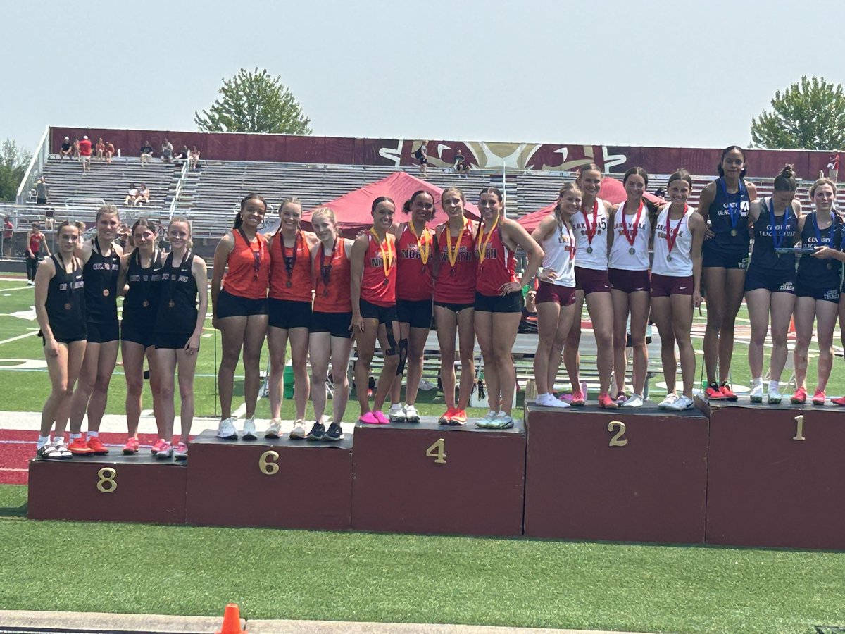 4x200 runs a season best finishing in 6th place.