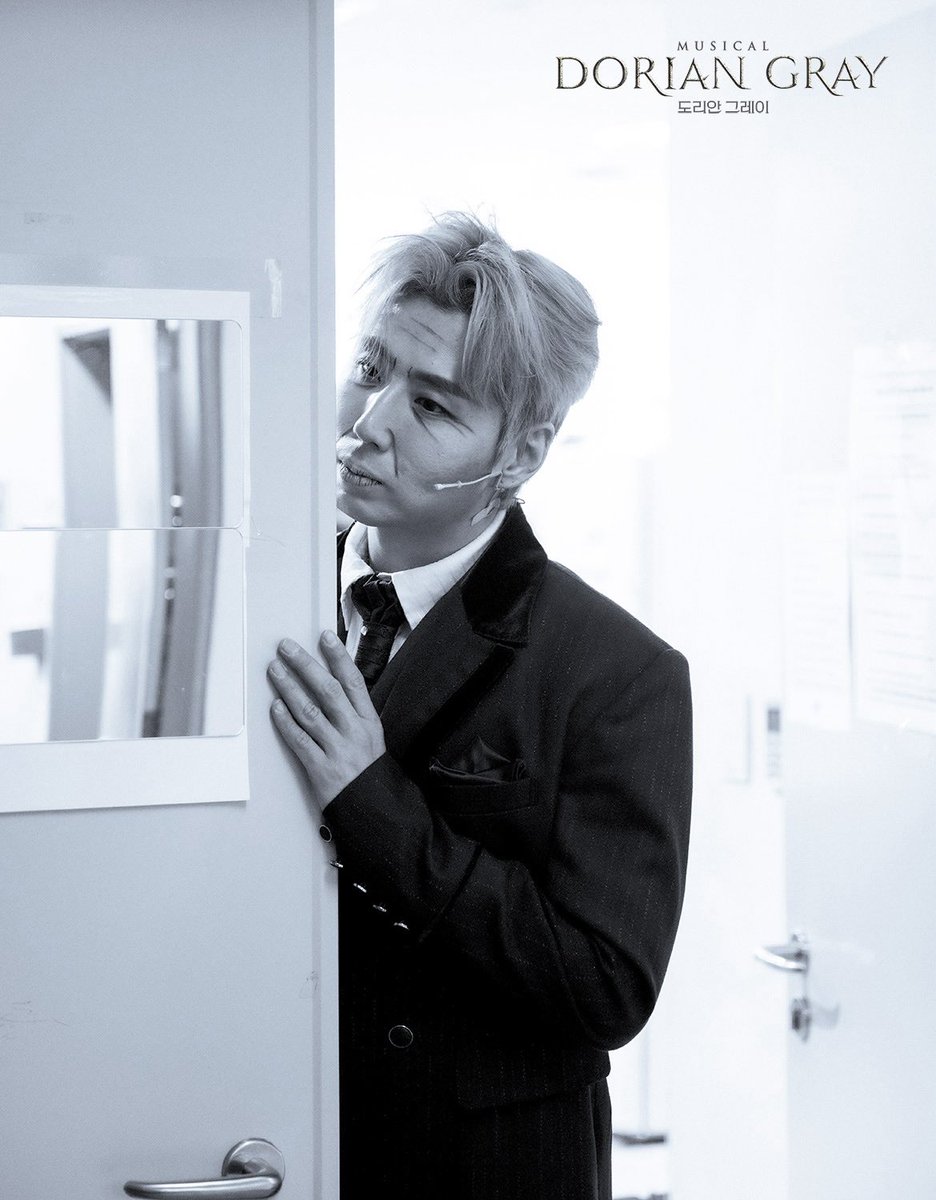 Robinjskim's tweet photo. #DORIANGRAY
#전지적로빈시점 #8
#로빈킴이간다.도리안그레이편
무대&amp;백스테이지

#도리안그레이
#Photographedbyrobinkim https://t.co/ZSN3mUVCvB