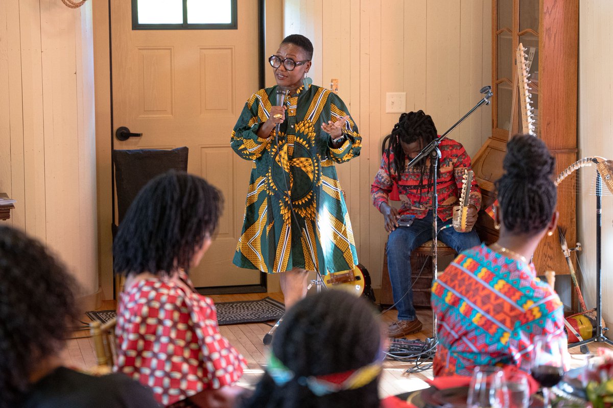 CEOatKZCF's tweet photo. Recently, I hosted a Celebration of Heritage Dinner with professionals who are part of Kalamazoo’s African diaspora. The dinner was a beautiful celebration of African culture and a reminder of the importance of what it means to build a legacy in this community.