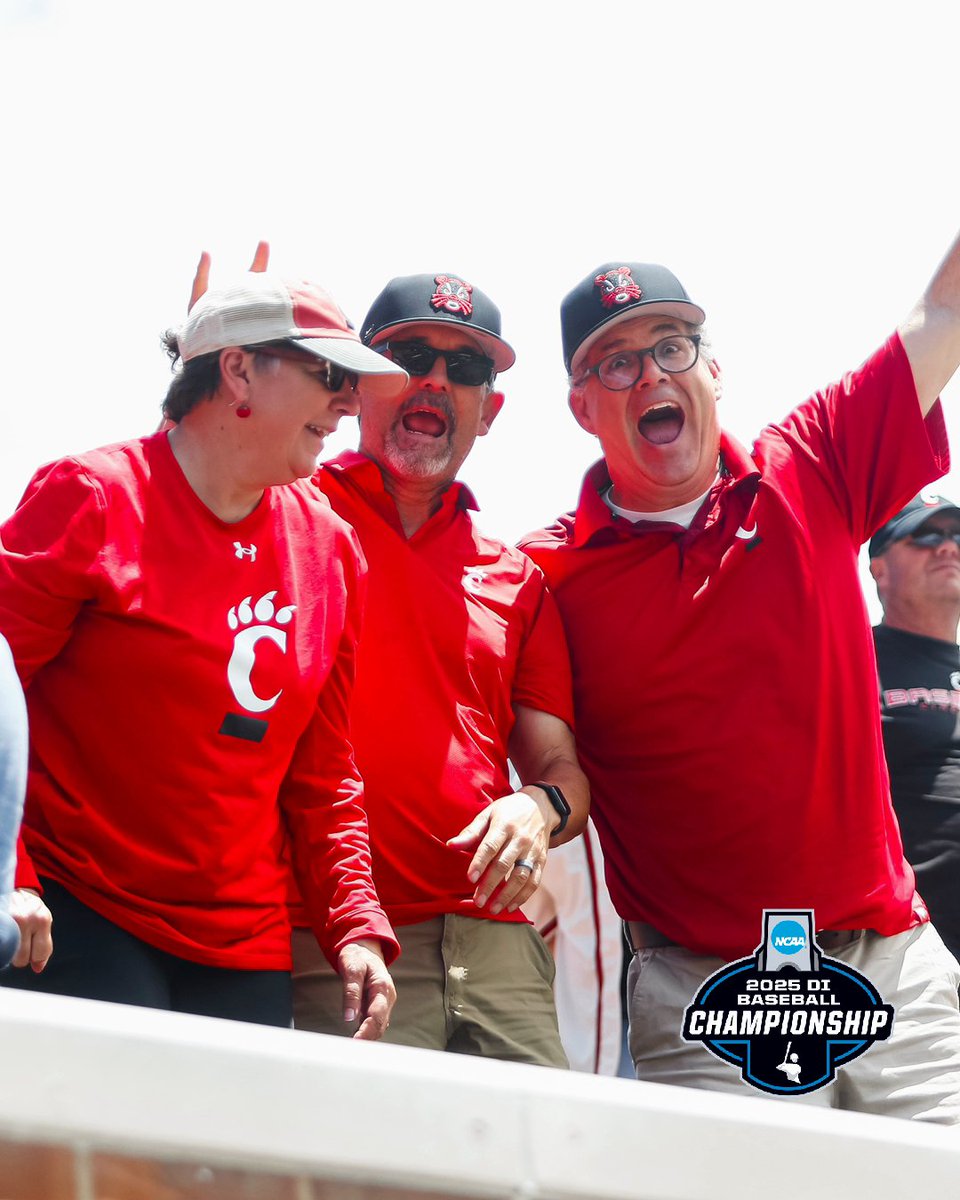 In Knoxville for the game?

Wear RED‼️

#Bearcats | #TenGames