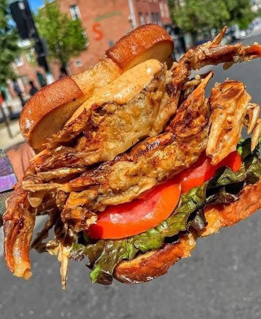 Smash or pass?

Baltimore fried double soft shell crab sandwich with old bay seasoning &amp; mayo 🦀 🥪