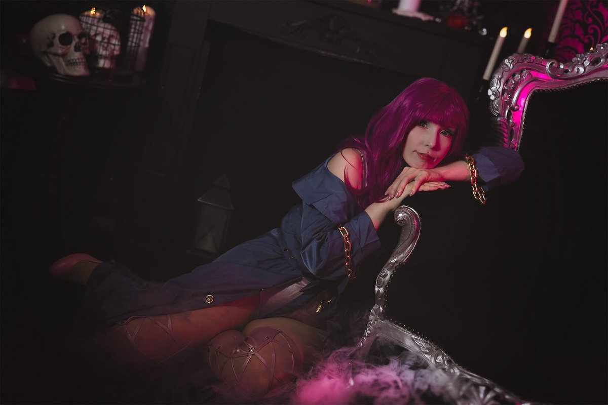 [ Evelynn • League of Legends ]
📸 <a href="/TuxFotografie/">TUX@HAMBURG</a> 
#leagueoflegends #LoL #leagueoflegendscosplay #LoLcosplay #lolevelynn #evelynncosplay #lolevelynncosplay #riotgame #femalecharacter #femalecosplay #femalecosplayer #cosplayer