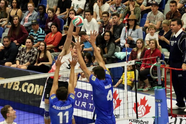 Árbitros cubanos a eventos internacionales de #voleibol
Están nominados a la Liga de Naciones y el Campeonato Mundial de mayores, entre otros torneos. #Cuba #DeporteCubano #volleyball
jit.cu/NewsDetails.as…