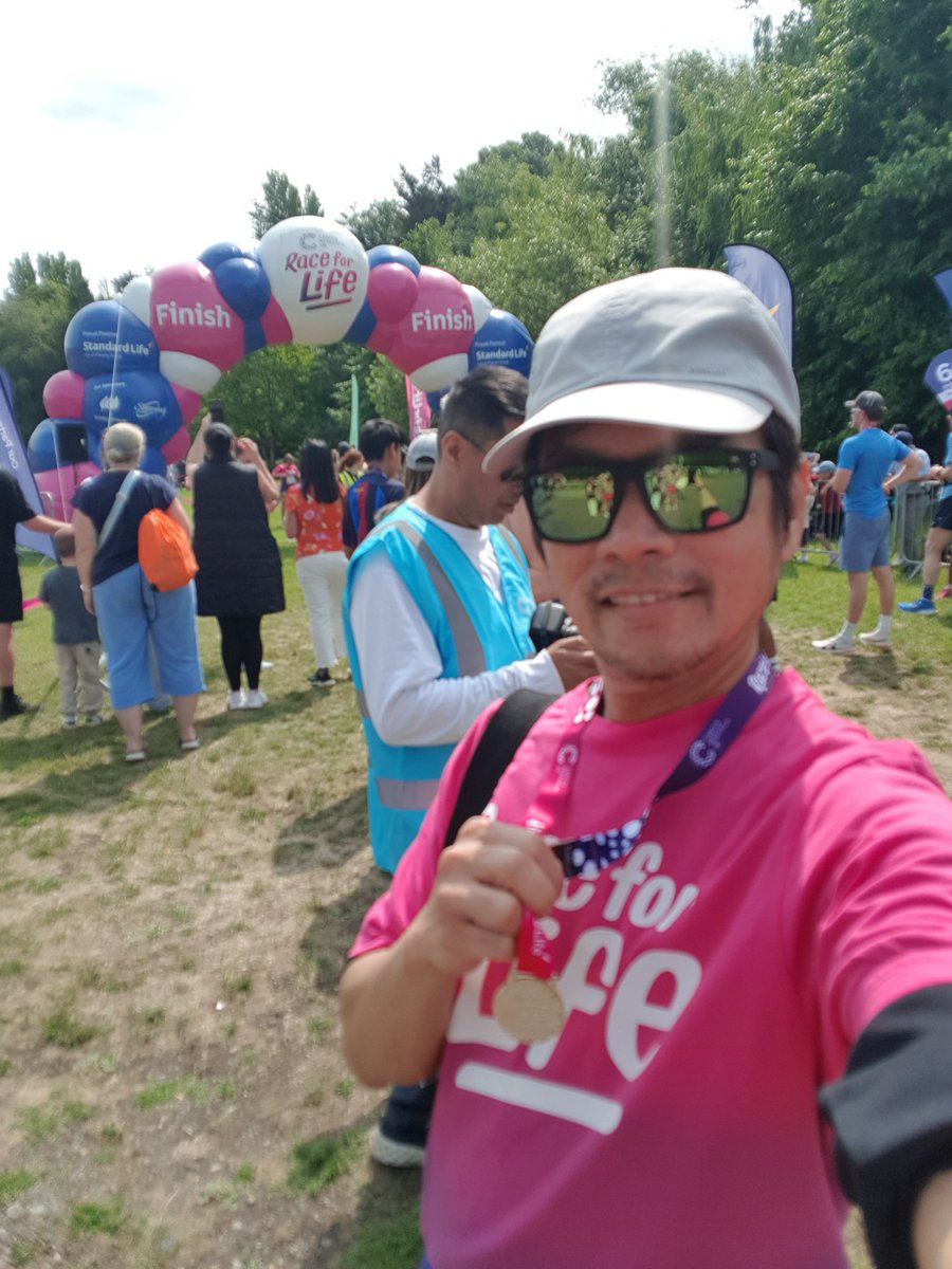 #RaceforLife <a href="/CR_UK/">Cancer Research UK</a> 
<a href="/raceforlife/">Race for Life</a>