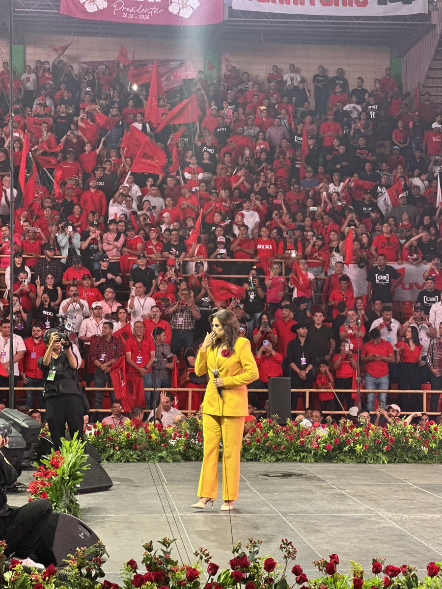 El amor siempre vence al odio. 
Rixi Ramona Moncada Godoy será la próxima presidenta 🔥💛🌺