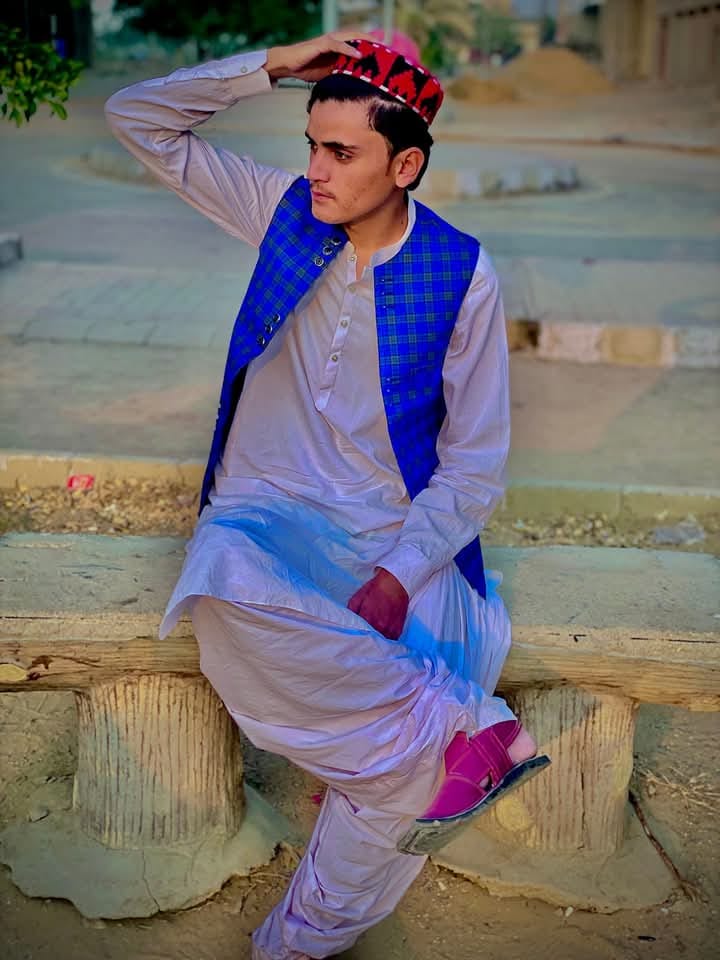 Noorullah_PTM's tweet photo. اسوقت PTM کے گرفتار مشران میں ستر سال کے مشران اور 14سالہ ماشوم بچہ دہشت گردی اور غداری کے مقدمات کا سامنا کررہے ہیں ۔
جوکہ عدلیہ اور پارلمینٹ کیلئے شرم کا مقام ہے ۔
#ReleasePTMActivists https://t.co/nJ8OS1oMOB