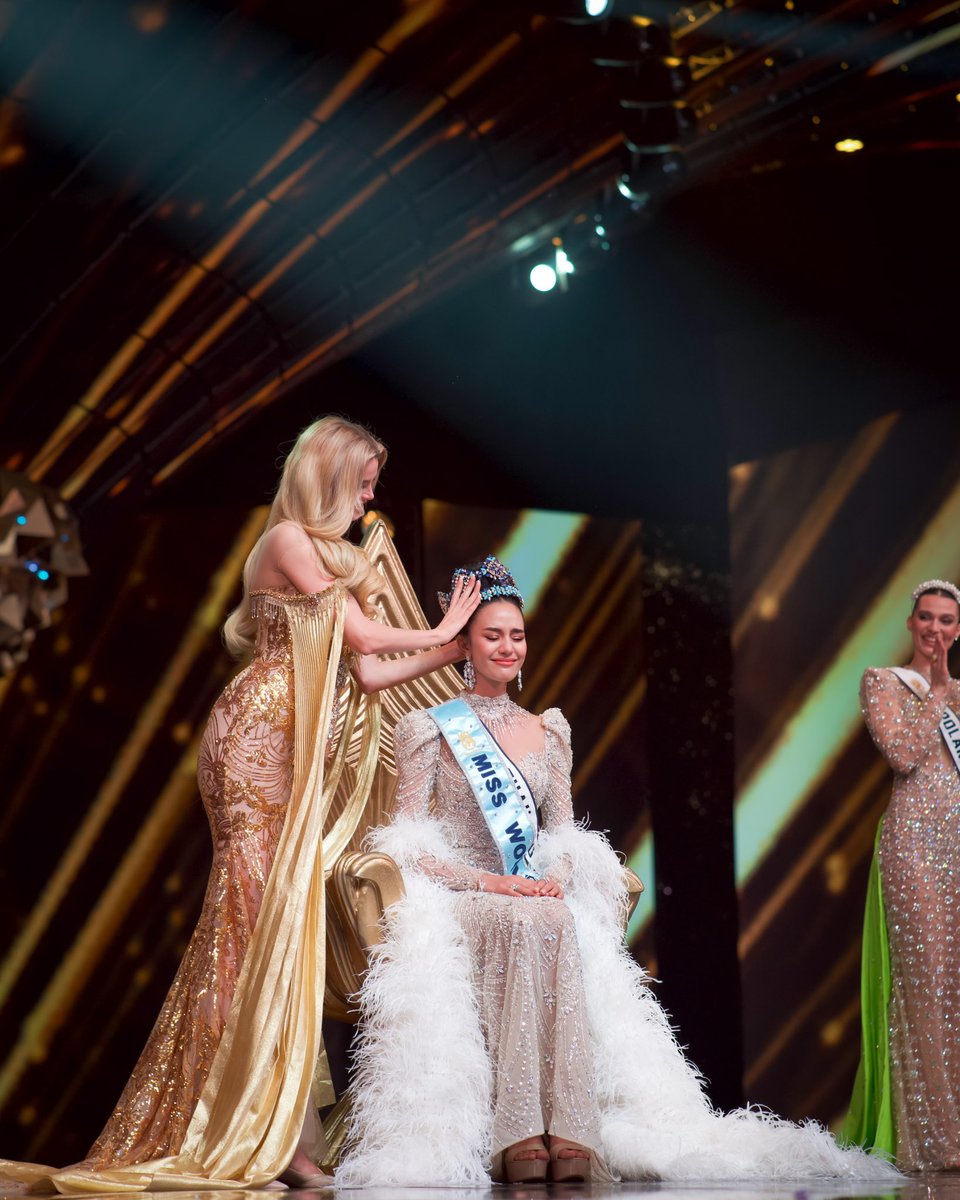 The evening had the best of #Hyderabad &amp; stars from all over India congregate to celebrate purpose, intelligence, values, commitment and beauty come together. 

Miss Thailand Opal Suchata Chuangsri was crowned the 72nd Miss World at the grand finale. 

I congratulate the winners