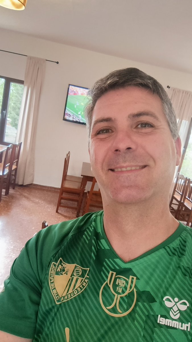 Desde #Teruel esperando con ansia él inicio del partido del <a href="/AntequeraCF/">Antequera C. F.</a> #vamosantequera #SomosAntequera #UnaIlusiónNosPersigue #AntequeraPonferradina