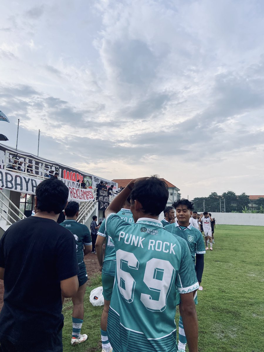 saltzman tweet media