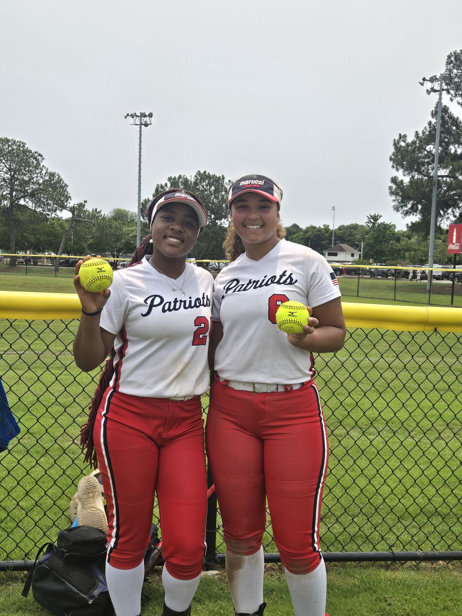 Marucci Patriots - Padgett 18u (@maruccippadgett) on Twitter photo Two awesome ladies knocking them over the fence today. <a href="/TRobinson_24/">Taylor Robinson (OF, CF)</a> <a href="/hun70309/">Sophia Hunt</a> awesome job ladies. Two awesome ladies knocking them over the fence today. <a href="/TRobinson_24/">Taylor Robinson (OF, CF)</a> <a href="/hun70309/">Sophia Hunt</a> awesome job ladies.