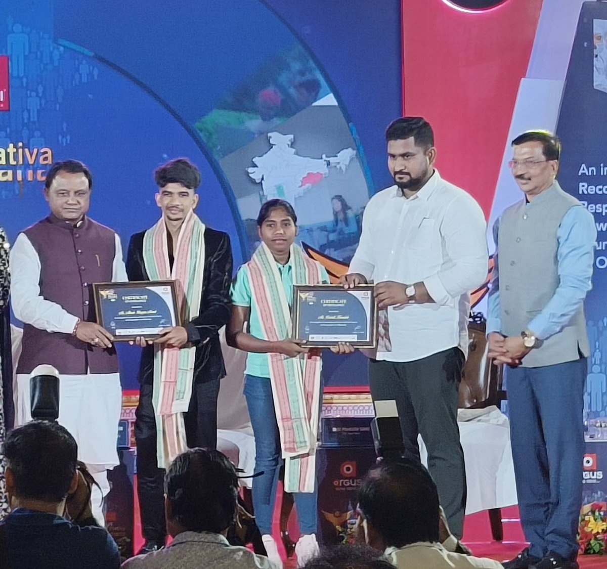 futurestar2019's tweet photo. Heartfelt Congratulations! 🎉

Huge congratulations to our talented Rugby Star Parbati Hansdah for being the Runner-up at the prestigious Yuva Prativa Sammana-2025!  We're beyond proud of her dedication, hard work, and passion! 💪

A massive thank you to everyone who supported Parbati on this incredible journey - coaches, family, friends, and well-wishers. Your encouragement and guidance mean the world to her! 🙏

We're thrilled to see Parbati shine and can't wait to see what the future holds for her!

 Keep soaring high! 💫

#YuvaPratibhaSamman2025 #Congratulations #ProudMoment #futurestar #simplysport #mayurbhanjfoundation #MayurbhanjPride #growingwithsports #YourSupportIsOurSuccess
@TheGreatAshB @_SimplySport @DM_Mayurbhanj @RugbyIndia @RahulBose1 @sports_odisha @CMO_Odisha @suryabanshibjp