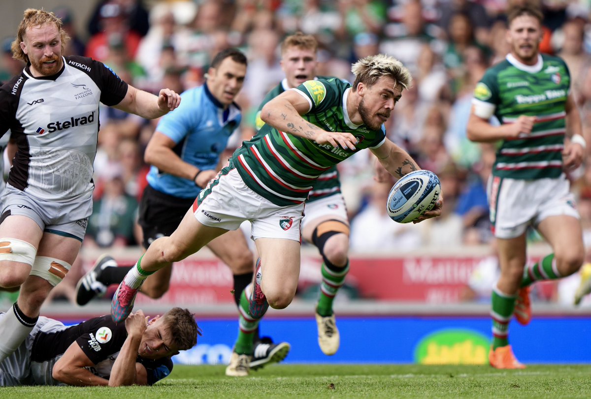 jjgiddens's tweet image. Leicester Tigers beat Newcastle Falcons in the Gallagher Premiership match at Mattioli Woods Welford Road Stadium to
secure a home play-off semi-final against Sale