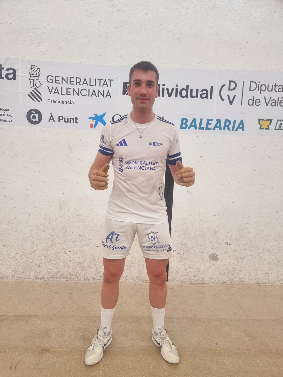 𝐈𝐧𝐝𝐢𝐯𝐢𝐝𝐮𝐚𝐥 | 𝐓𝐫𝐢𝐧𝐪𝐮𝐞𝐭 𝐄𝐥 𝐙𝐮𝐫𝐝𝐨 𝐝𝐞 𝐁𝐞𝐥𝐥𝐫𝐞𝐠𝐮𝐚𝐫𝐝 (Quarts- Grup B):

🔴 Marrahí 0️⃣5️⃣
🔵 Salelles II 2️⃣5️⃣

📰 El d'Oliva es classifica com a segon del Grup B i avança a semifinals on es vorà les cares contra Tonet IV.