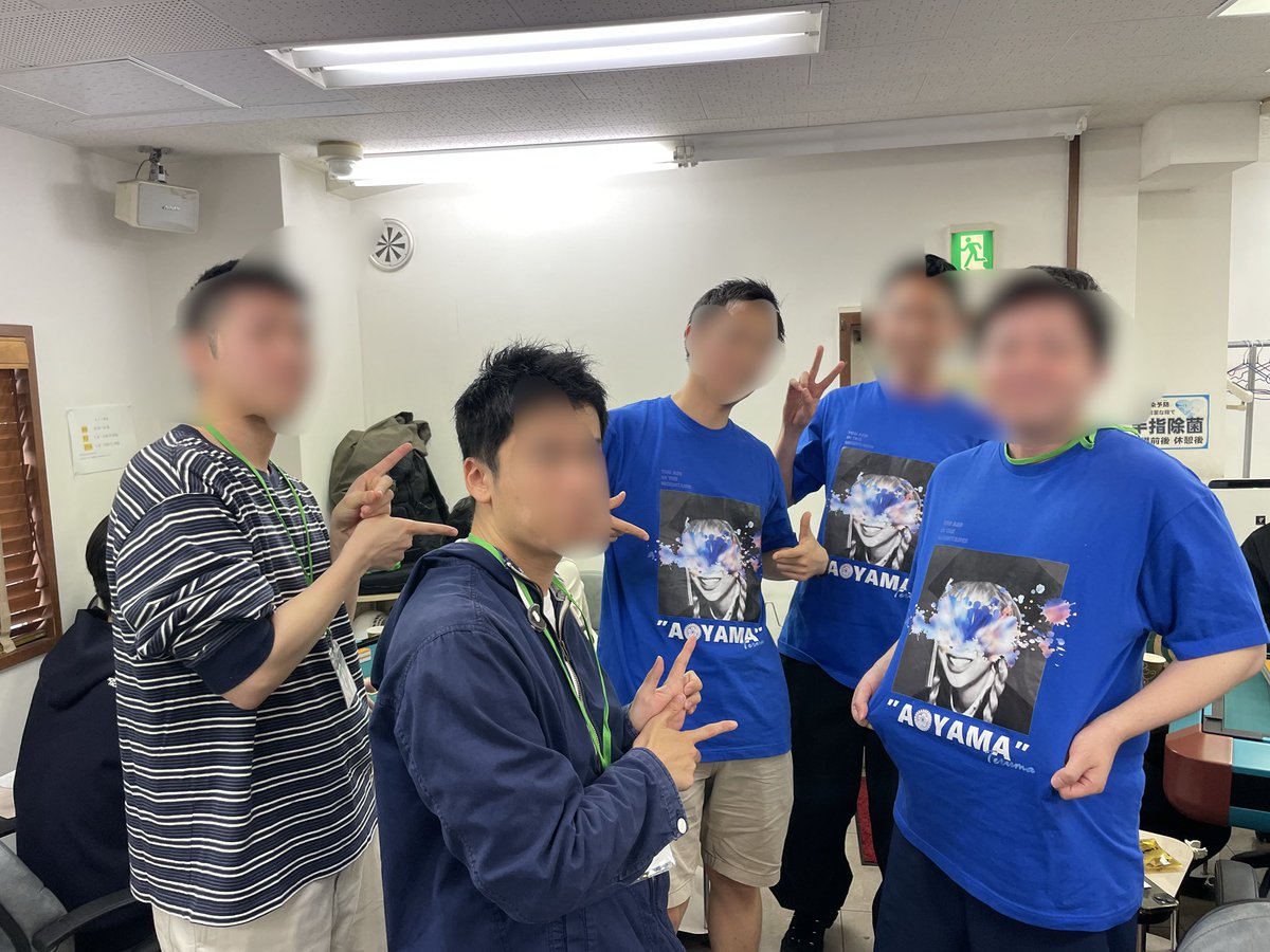 TokyoG_Mahjong's tweet photo. 💙青チーム 青山テル麻〜やまにいるね〜 https://t.co/hGE0i3YKKY