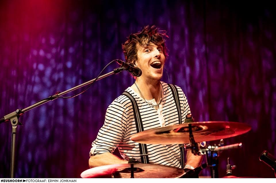 Vanavond in Het Brouwdok The Black Ravens !
De combinatie van zang/gitaar, contrabas en drums zorgen dat de voetjes van de vloer gaan.
Rockabilly baby!
Naast een eigen repertoire worden de grote namen als Elvis, Johnny Cash en Carl Perkins niet geschuwd!

ow.ly/9fbn50W20HZ