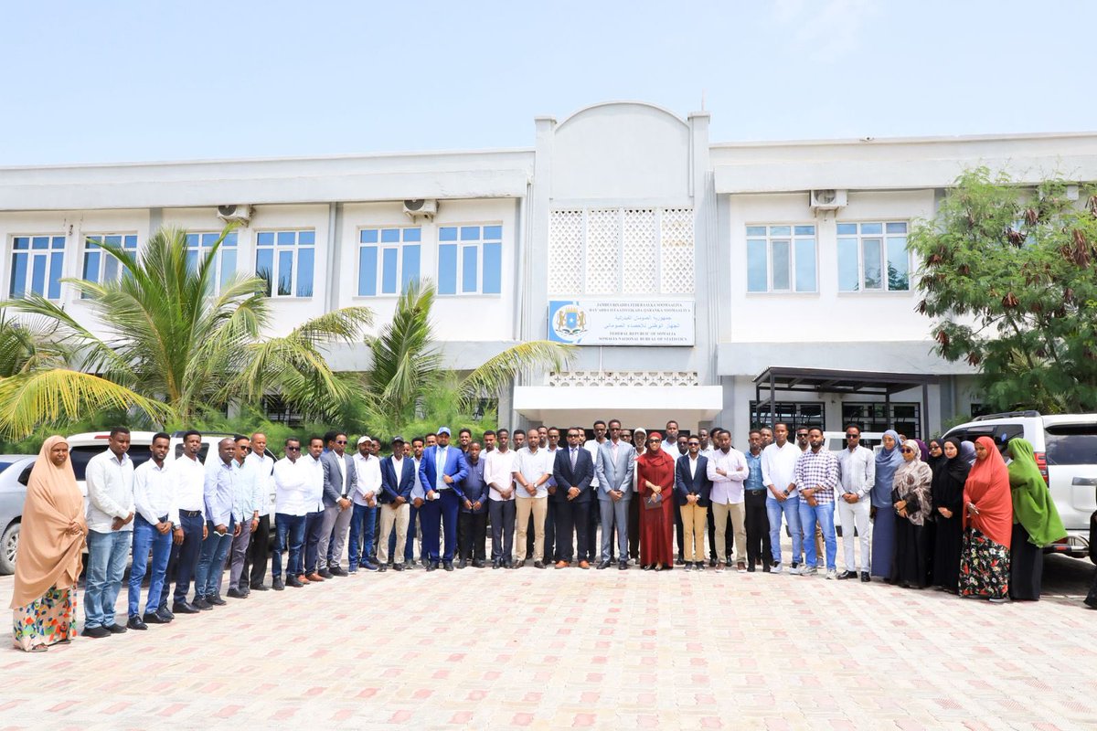 NBS_Somalia's tweet photo. The leadership of Somalia National Bureau of Statistics, led by Director General Dr. Abdisalam Mohamed & Deputy DG Abdirahman Omar Dahir, convened a general staff meeting today at SNBS Headquarters in Mogadishu. The DG outlined key institutional achievements & presented upcoming priorities for the Bureau.

The meeting featured an open Q\&A session, where staff engaged directly with leadership—raising questions, sharing valuable views to enhance performance. Dr. Abdisalam commended the dedication, professionalism & teamwork demonstrated among departments, calling the staff the engine behind SNBS's progress.

The leadership welcomed the constructive contributions from staff & affirmed their commitment to incorporating feedback into institutional reforms. As Somalia advances its public sector transformation agenda, SNBS continues to align & deliver high-quality and timely data that informs policy, drives development and empowers citizens. @AbdisalamHumbul @abdirahm_omar