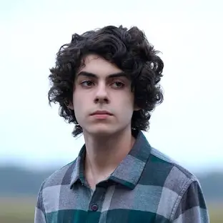 merlinpapin3's tweet photo. .@FredOL69007 On souhaite un Bon Anniversaire à #EmjayAnthony qui a 22 ans , on peut le voir dans

Bad Moms
Replicals
Council of Dads
Tales from the Loop
Members Only
Physical
Hysteria https://t.co/12uNnFn6fb