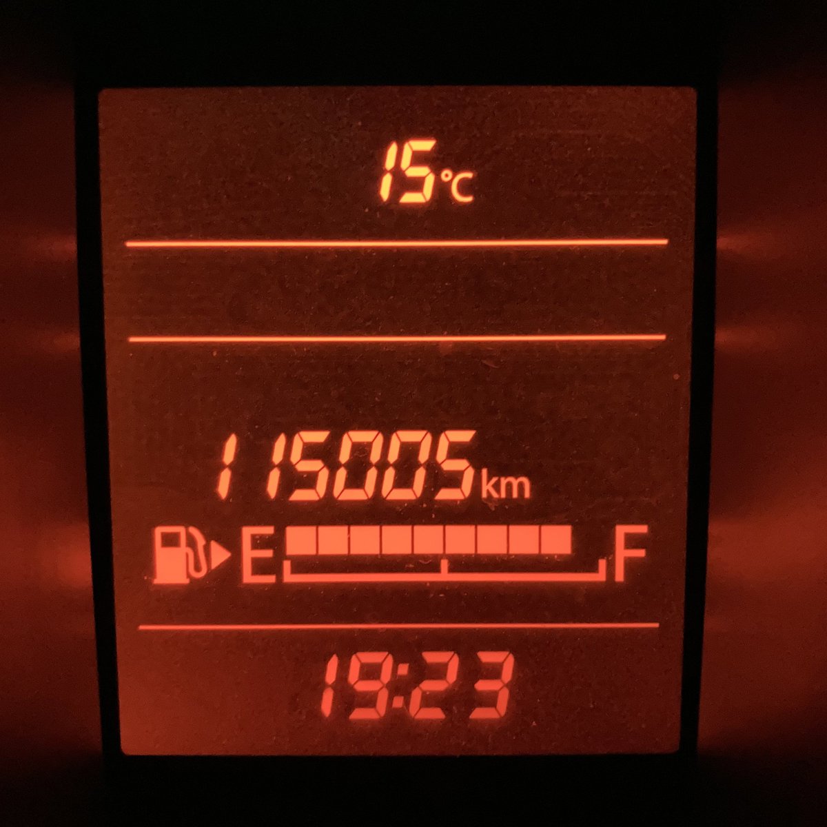 Jimny_Driver's tweet photo. 115005km
現時点での燃費は18.8km/L https://t.co/JMn5tZazDO