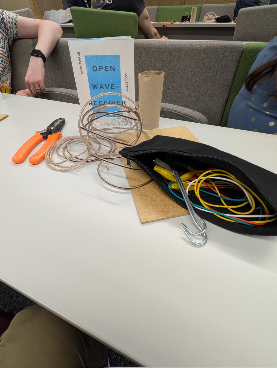 Jeffrey Roe tweet media