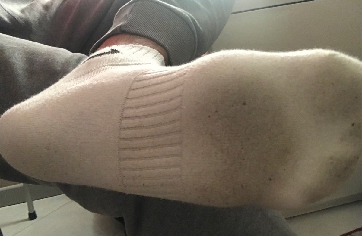 MasterAres__'s tweet photo. Imagine the Alpha aroma they give off.
My big feet deserve to be worshipped. Dm €€€ 
#cashmaster #alphamale #findom #socks #AlphaKing #PunishWeakness #feet #footfetish
#malefeet #socks #malesoles #malefoot https://t.co/q0uhqsVjA3