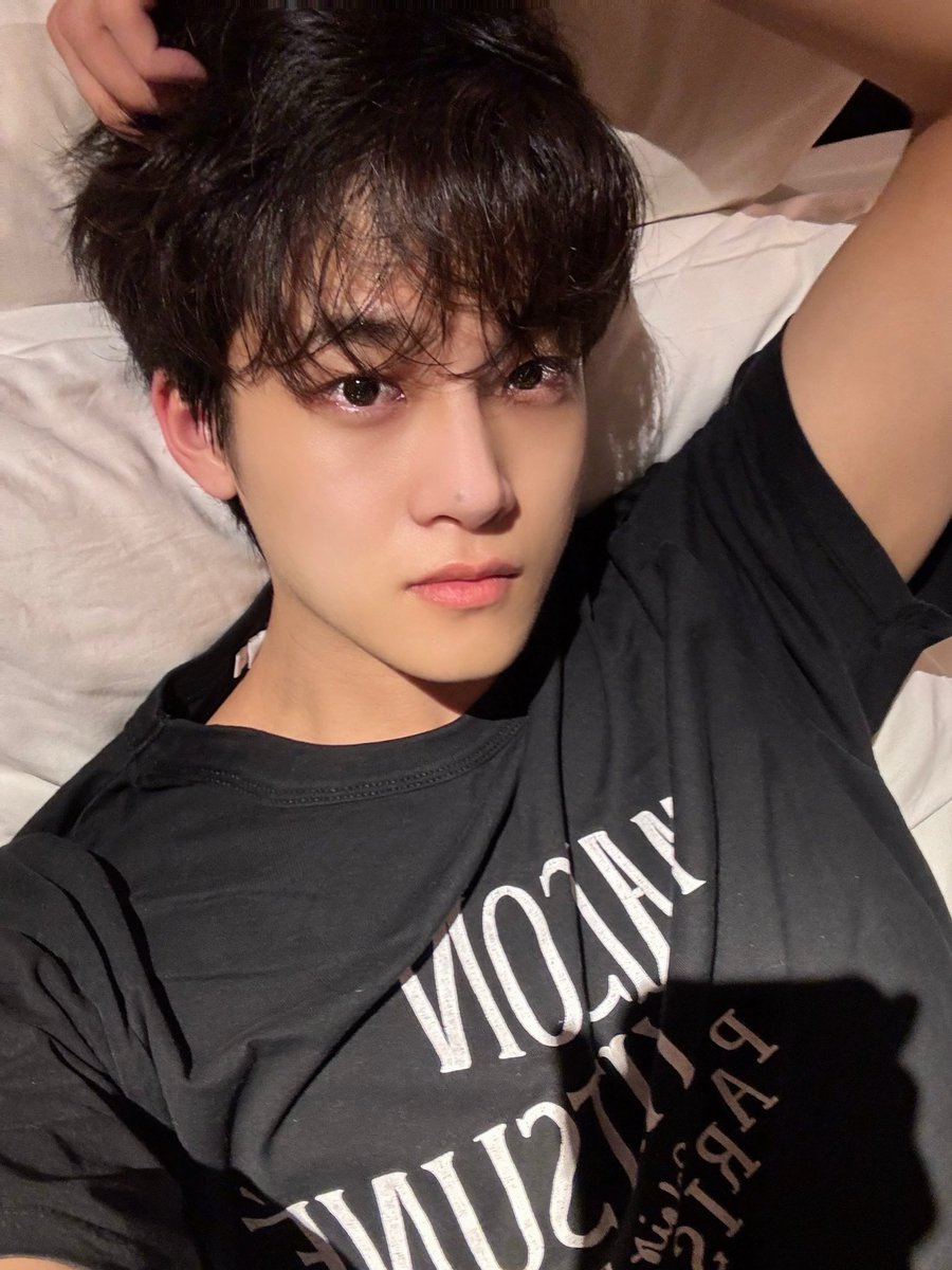 xikers_official's tweet image. [#준민] 로디 잘자아아
#xikers #싸이커스