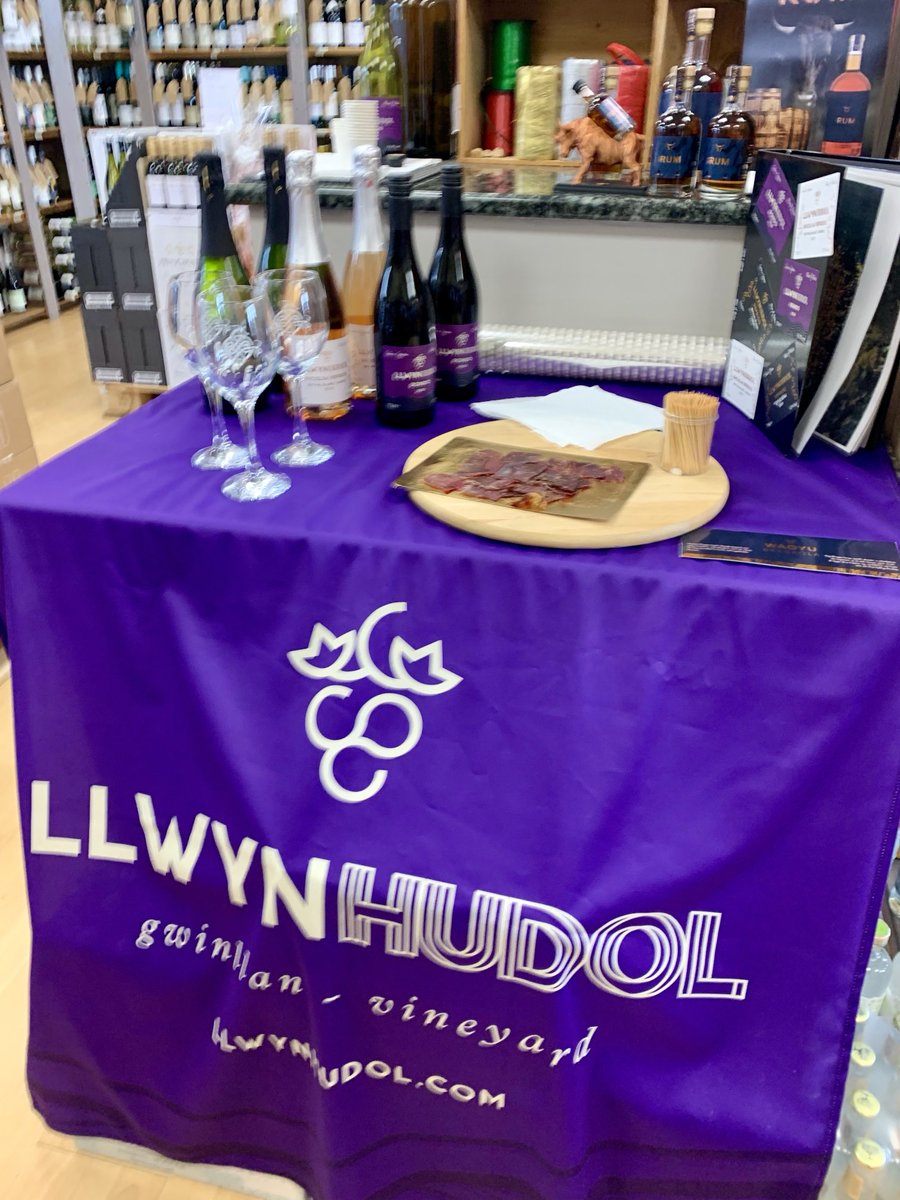 Celebrating Welsh Wine Week with Gwinllan Llwynhudol &amp; Wagyu Eryri 🍷🥩