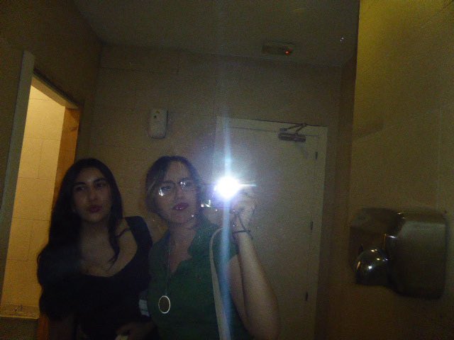 beomheartbutton's tweet image. sirviendo con oomf 🥰💗💗💗 @kwandarinna