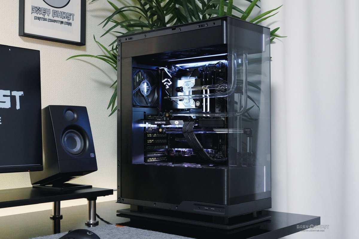 GreyGhostCCC👻 tweet media