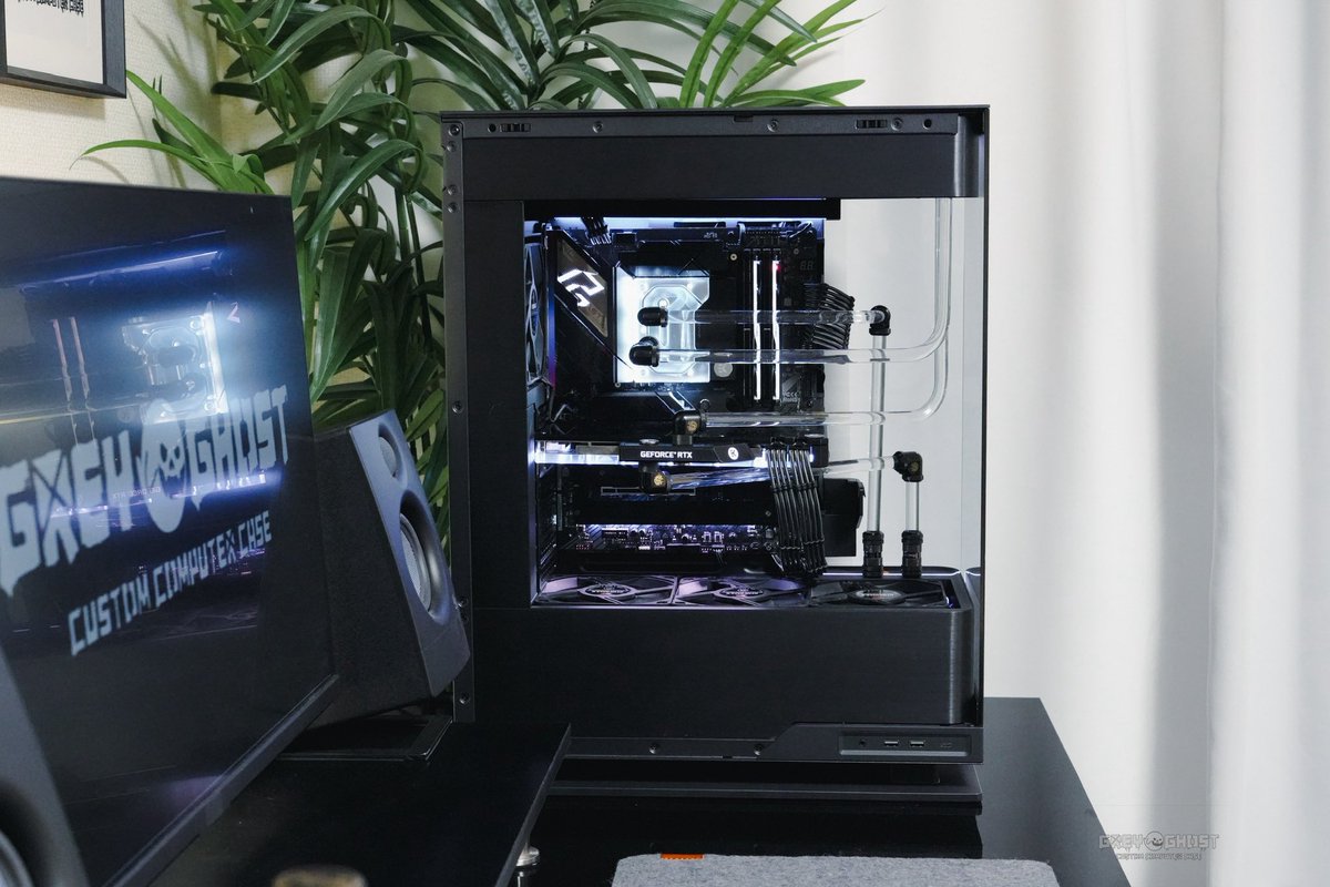 GreyGhostCCC👻 tweet media