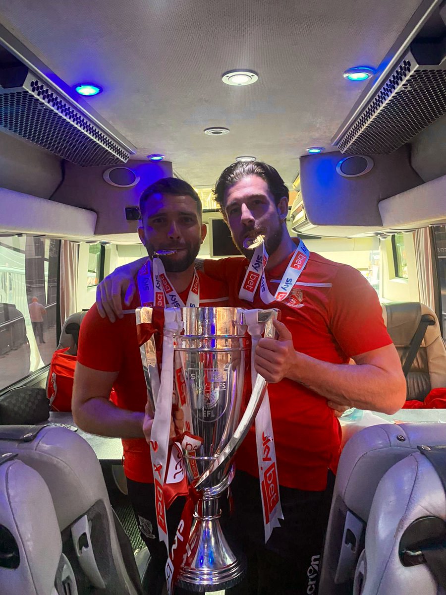 Alex Kenyon tweet media