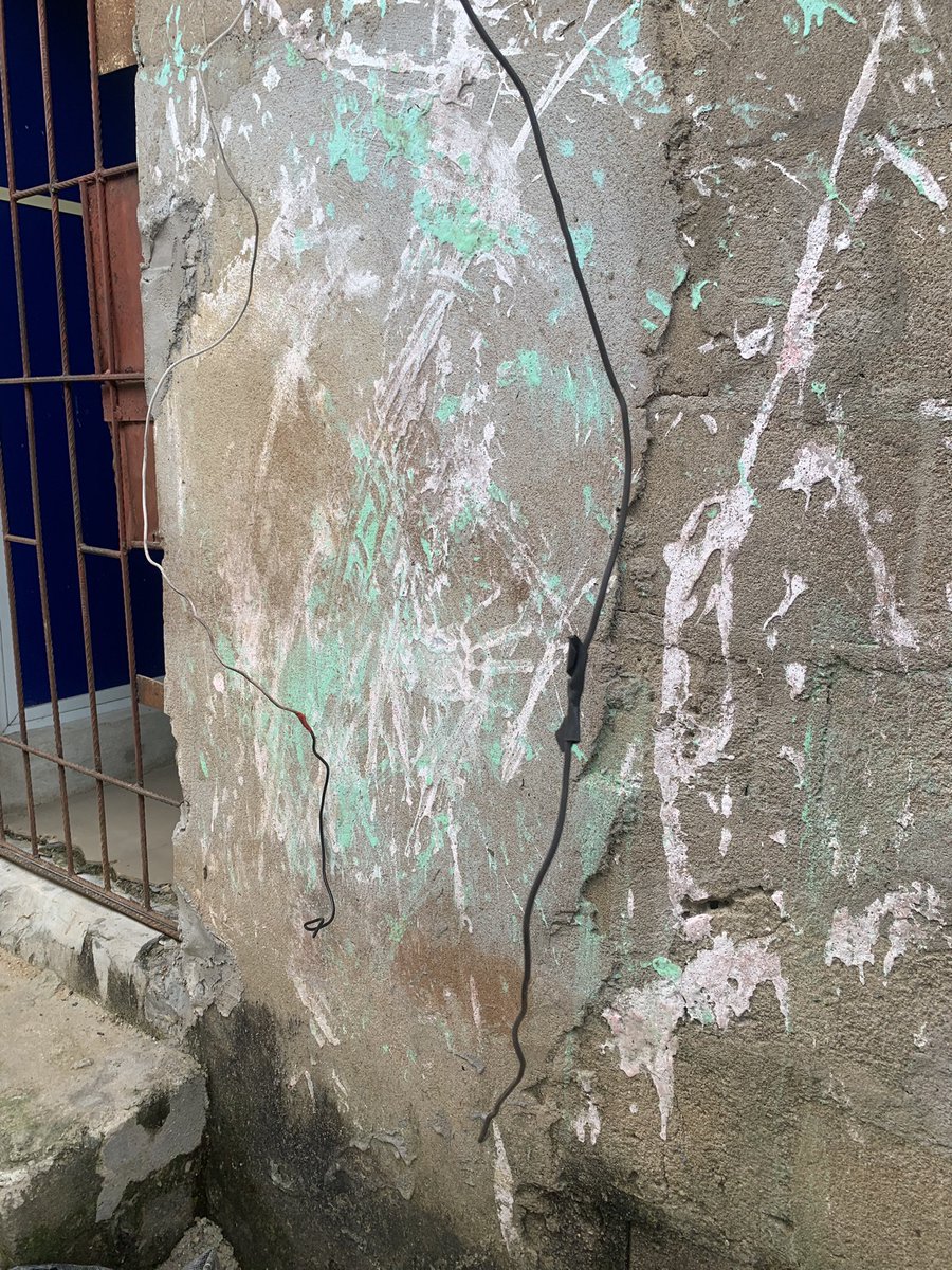 ObscureTam's tweet photo. @PHEDconnect @savealife889fm I am a tenant at Amasoma(Efeke, first road at your right after Tantua hospital), Bayelsa State. On May 21st 2025, a man claiming to be PHED staff disconnected my electricity supply without any prior notice or official bill. https://t.co/g2k4zcljB2