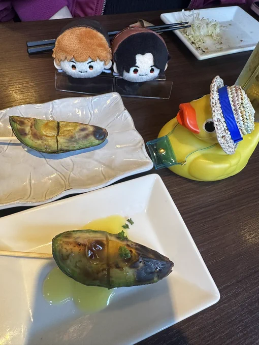 今日は15時からずっとフォロワさんとタイマン呑みをしていました。今回本当に呑みすぎて、頭の中にジークアクスみたいなキラキラがいっぱい降ってきてめちゃくちゃびっくりしました。素晴らしい土曜日