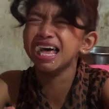 Llegué tan putamente cansada anoche que me acosté y me puse a llorar 😭
Mis amiguitos me trajeron comida y me veía algo asi: