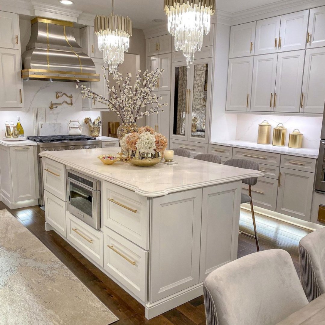 We're bringing back this classic design today because, well...can you say kitchen goals!🤩 

You can view more of our completed designs when you check out our online gallery at: bit.ly/3GVHxk3

#countertopdesign #michigancountertopconsultation