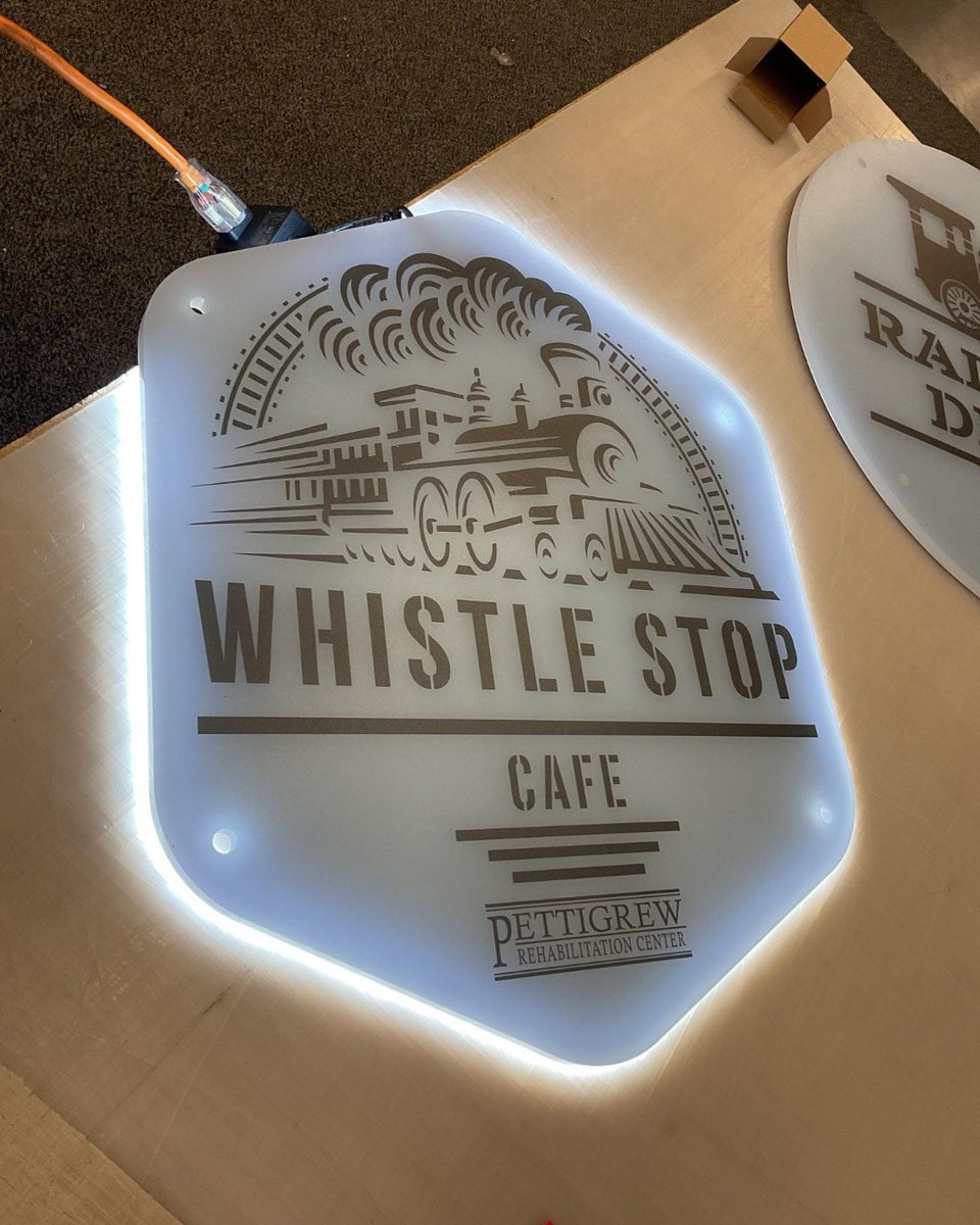WeAreKymera's tweet image. ✨ Just Wrapped ✨
We had the pleasure of creating custom light-up Dining Room Signs for a few Southern Healthcare Management locations—and the results speak for themselves! 

💡 Ready to brighten up your space? Let’s talk.

#CustomSigns #SouthernHealthcare #WeAreKymera