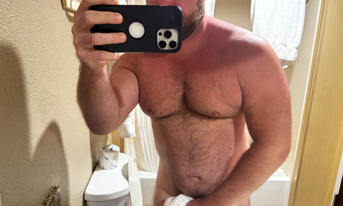 swolling_flyguy's tweet photo. DILF just woke up. https://t.co/pB8BFy3Edm