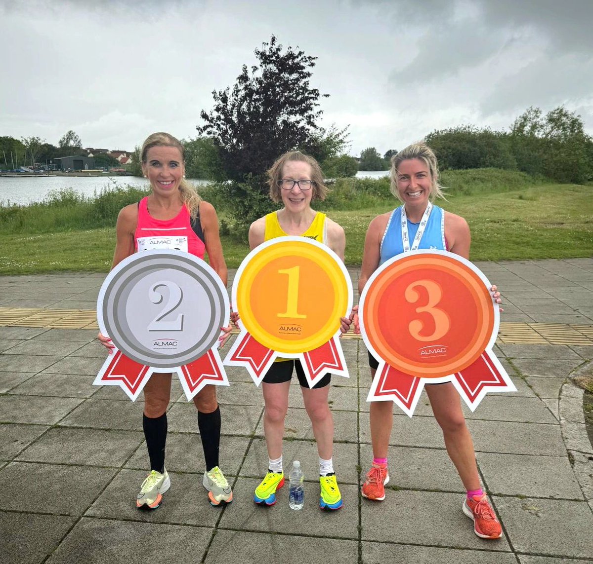 Almac Group (@almacgroup) on Twitter photo The results are in! 🥇🥈🥉
Congratulations to our 5K and 10K winners at today's charity Fun Run & Walk in Craigavon!
#Charity #FunRun <a href="/NIHospice/">NI Hospice</a> The results are in! 🥇🥈🥉
Congratulations to our 5K and 10K winners at today's charity Fun Run & Walk in Craigavon!
#Charity #FunRun <a href="/NIHospice/">NI Hospice</a>