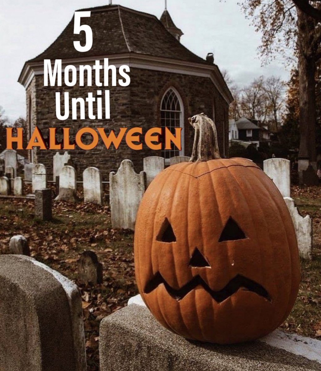 HalloweenVerse tweet picture