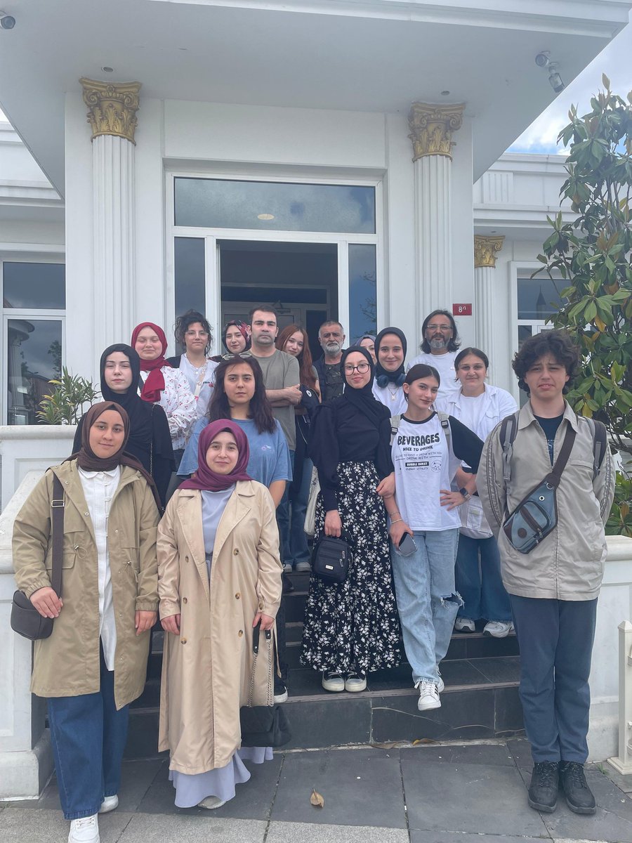 Ercan İriş (@_ercaniris) on Twitter photo 2024/ 2025 edebiyat atölyesi çalışmalarımız bugünkü dersle sona erdi. Çalışmalarımız sırasında bize her türlü desteği veren başta Belediye Başkanımız Sayın <a href="/alitombas_/">Ali Tombaş 🇹🇷</a> Beyefendiye, Belediye Başkan Yardımcılarımıza ve Kültür Müdürümüze şükranlarımızı arz ediyoruz. 2024/ 2025 edebiyat atölyesi çalışmalarımız bugünkü dersle sona erdi. Çalışmalarımız sırasında bize her türlü desteği veren başta Belediye Başkanımız Sayın <a href="/alitombas_/">Ali Tombaş 🇹🇷</a> Beyefendiye, Belediye Başkan Yardımcılarımıza ve Kültür Müdürümüze şükranlarımızı arz ediyoruz.
